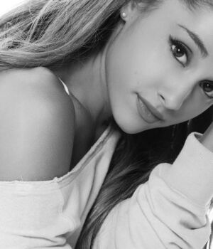 Best 99 Ariana Grande Png Iphone Wallpapers Gifs Collection 19